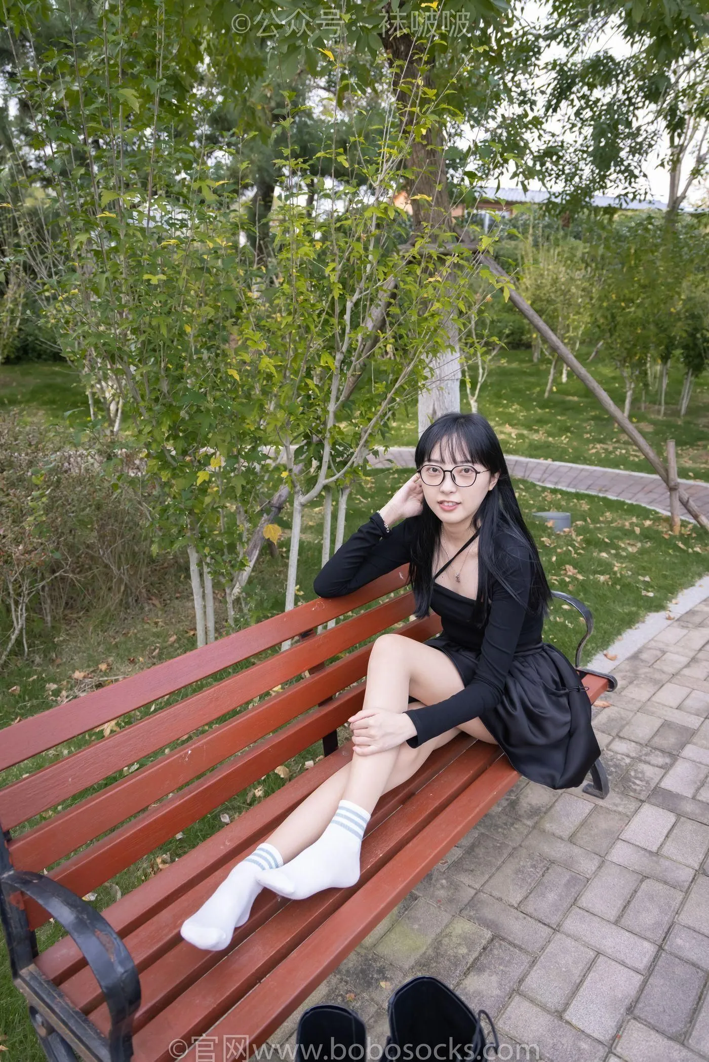 [BoBoSocks袜啵啵]NO.040 稚予-长靴、白棉袜、肉丝 [137P]插图2